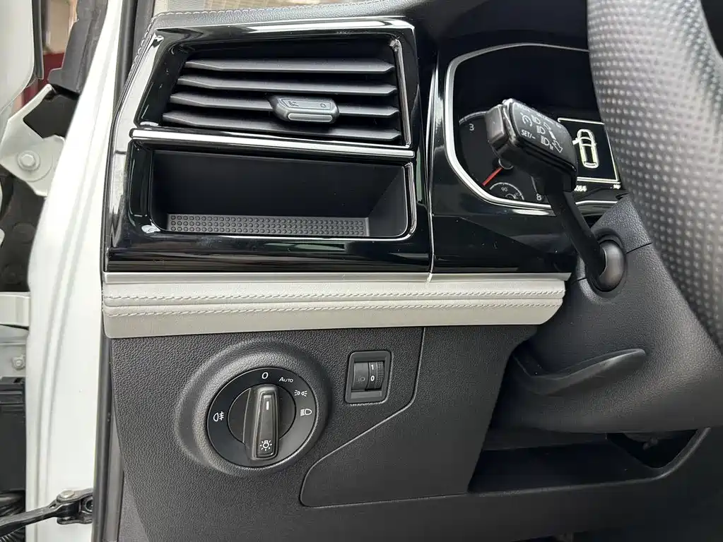 Jetta VS7