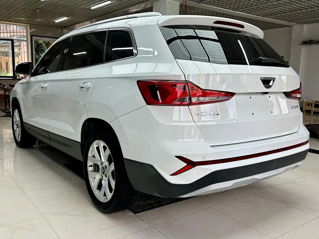 Jetta VS7