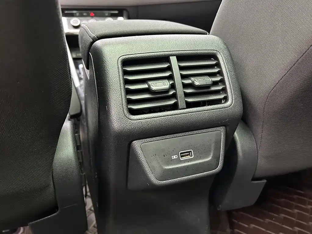Jetta VS7