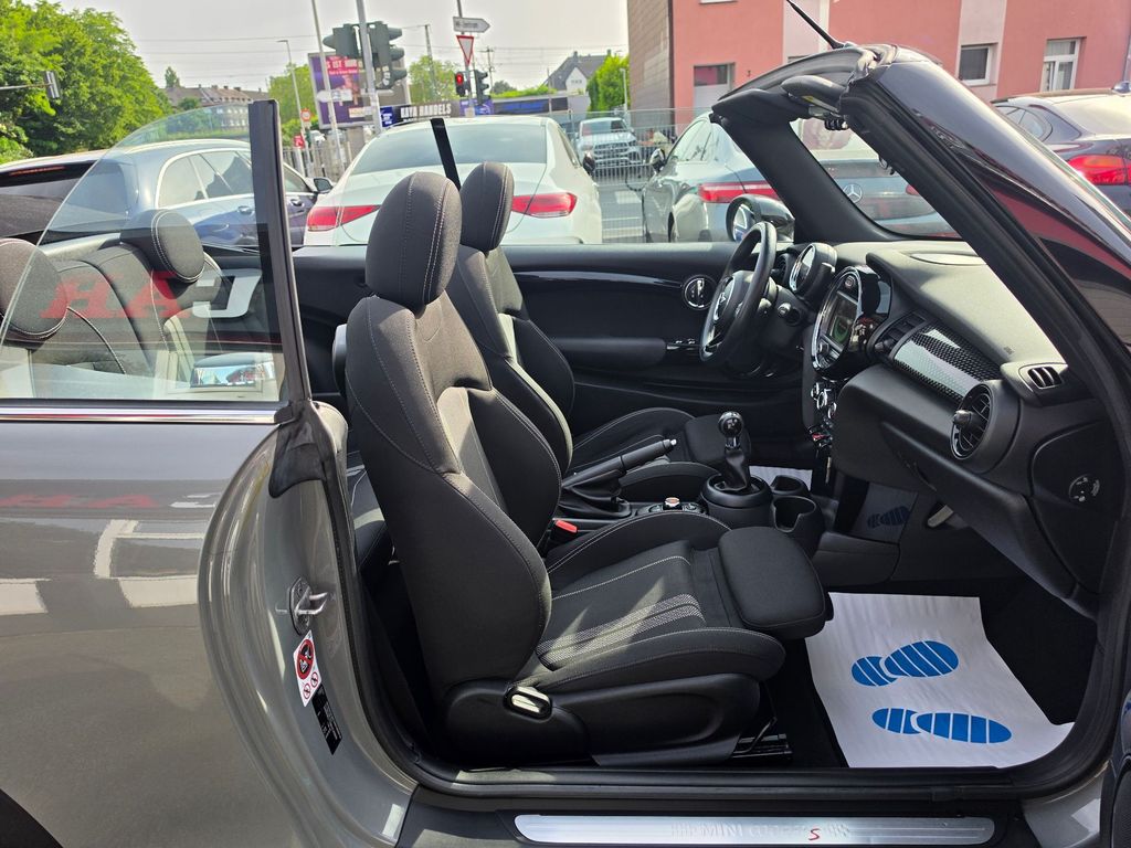 MINI Cooper S Cabrio