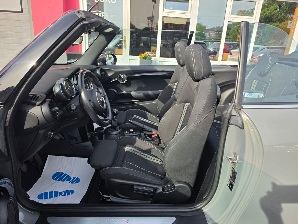 MINI Cooper S Cabrio