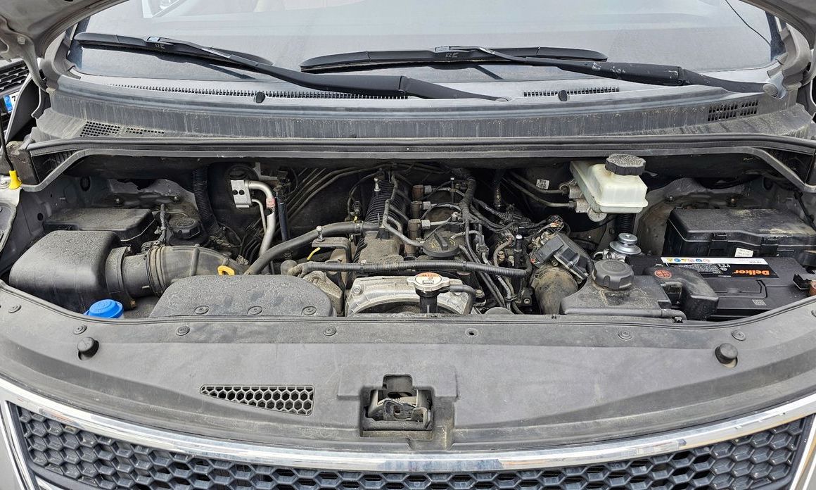 Hyundai Starex