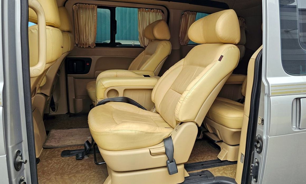 Hyundai Starex