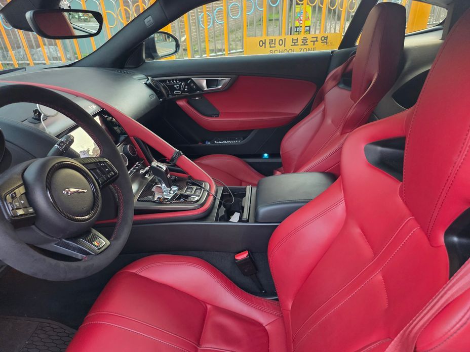 Jaguar F-TYPE
