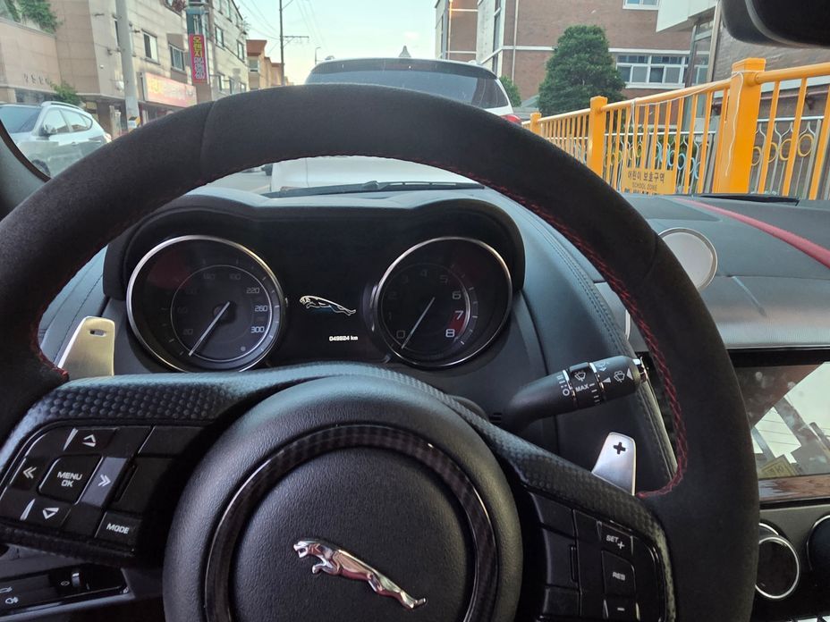 Jaguar F-TYPE