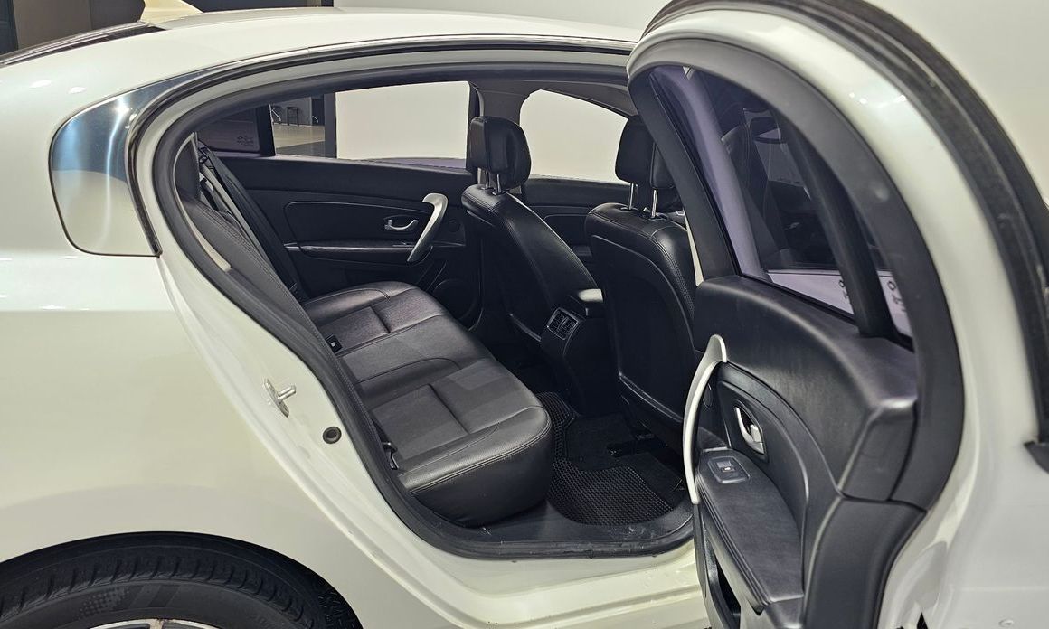 Renault SM5