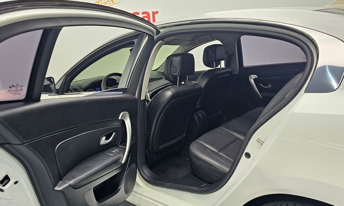 Renault SM5