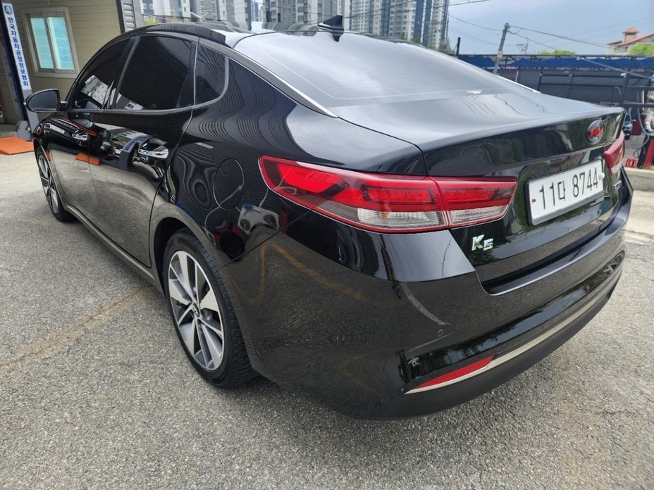 Kia K5