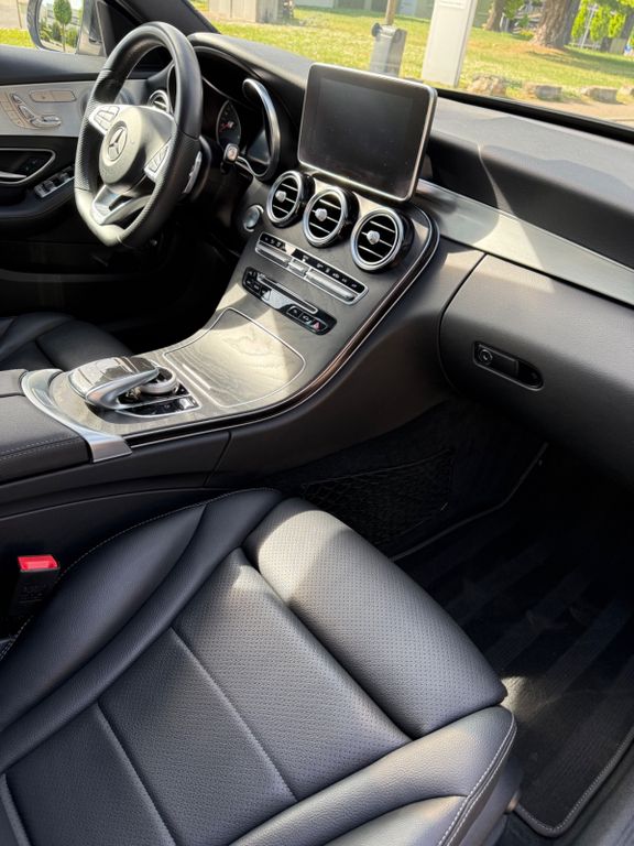 Mercedes-Benz C 400
