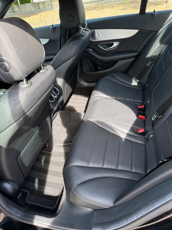 Mercedes-Benz C 400