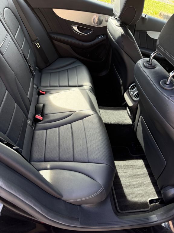 Mercedes-Benz C 400
