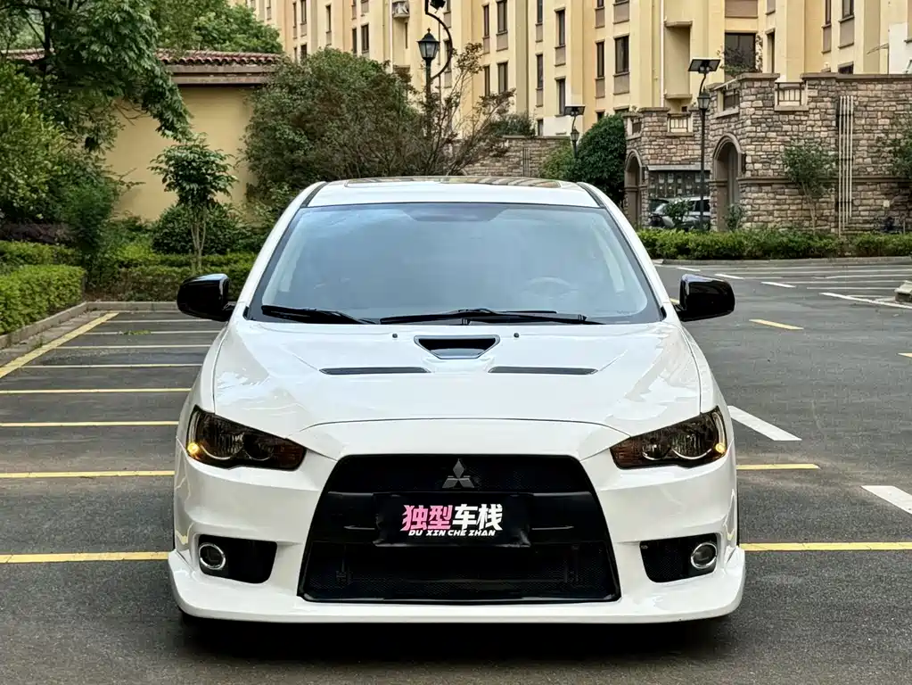 Mitsubishi Lancer EX