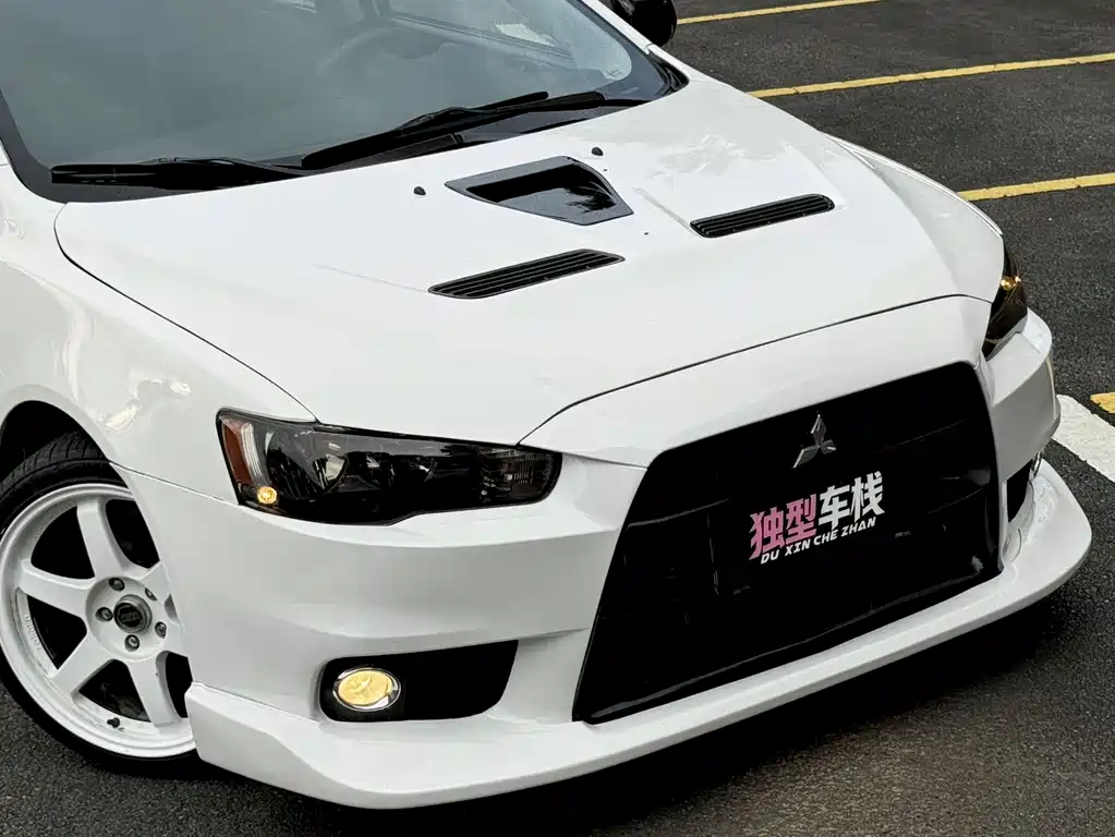 Mitsubishi Lancer EX