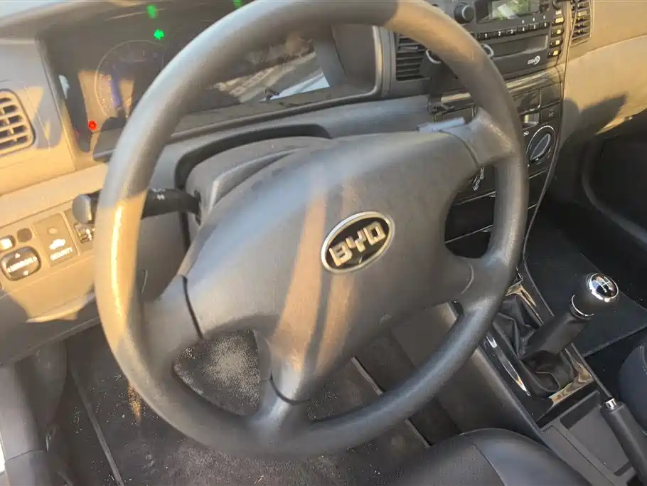 BYD F3