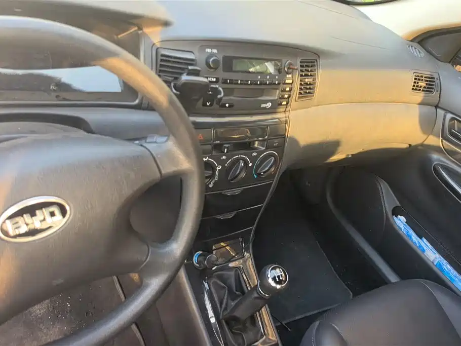 BYD F3