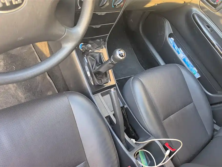 BYD F3
