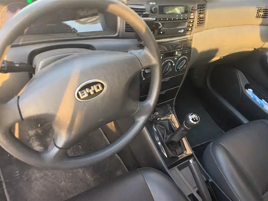 BYD F3