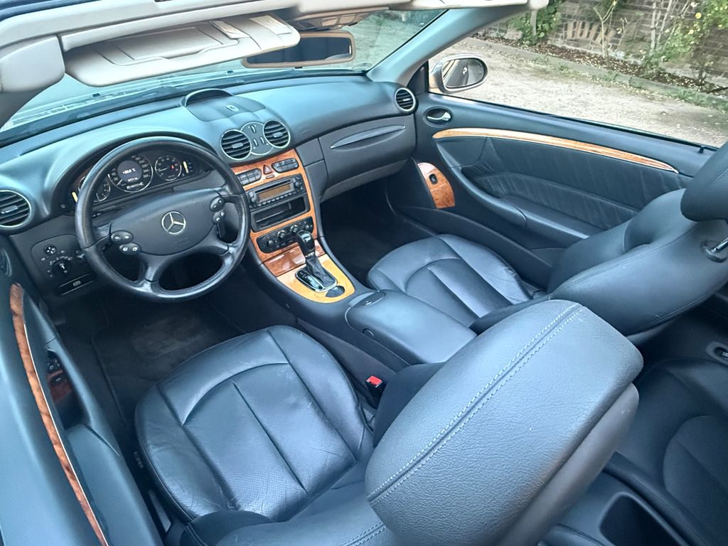 Mercedes-Benz CLK 200