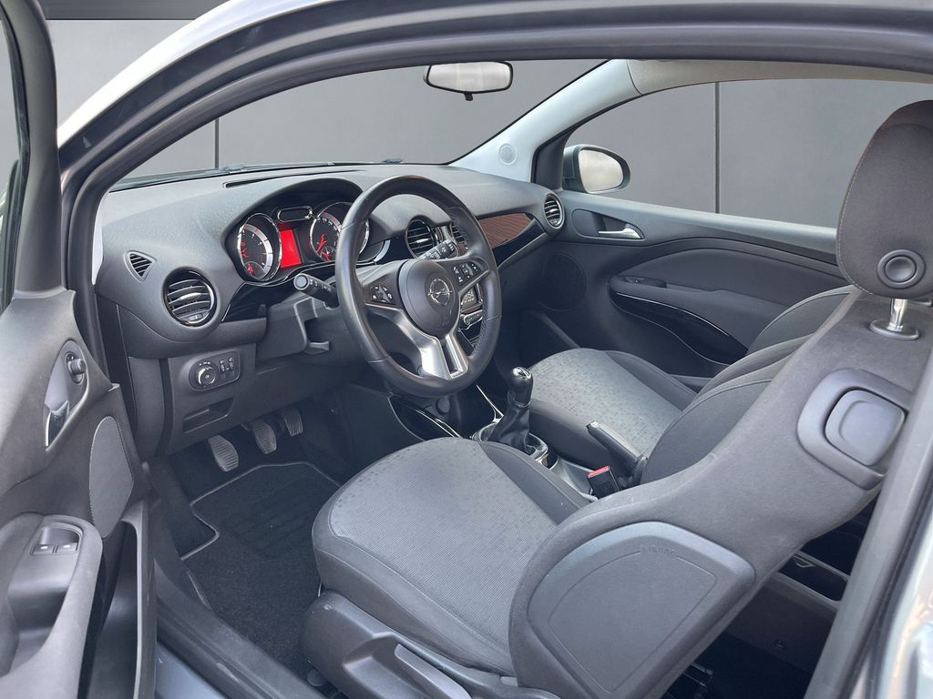 Opel Adam