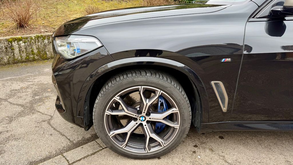 BMW X5 M50
