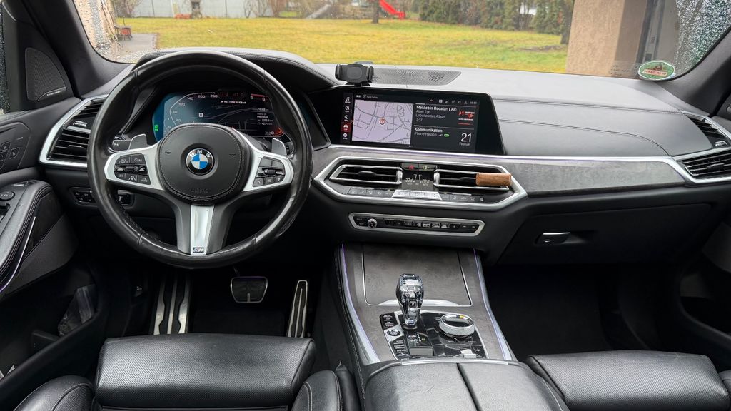 BMW X5 M50