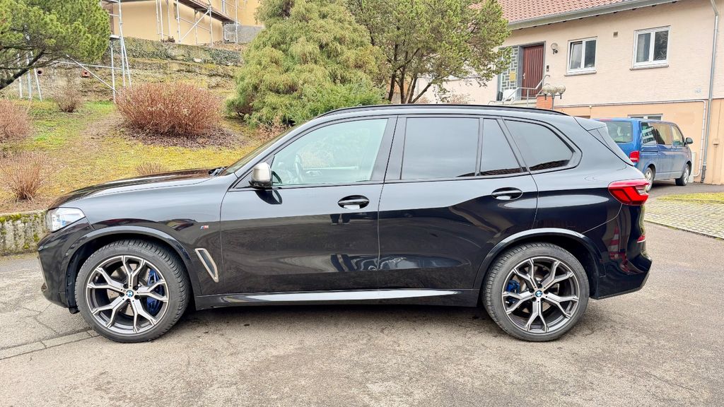 BMW X5 M50