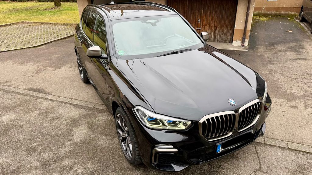 BMW X5 M50