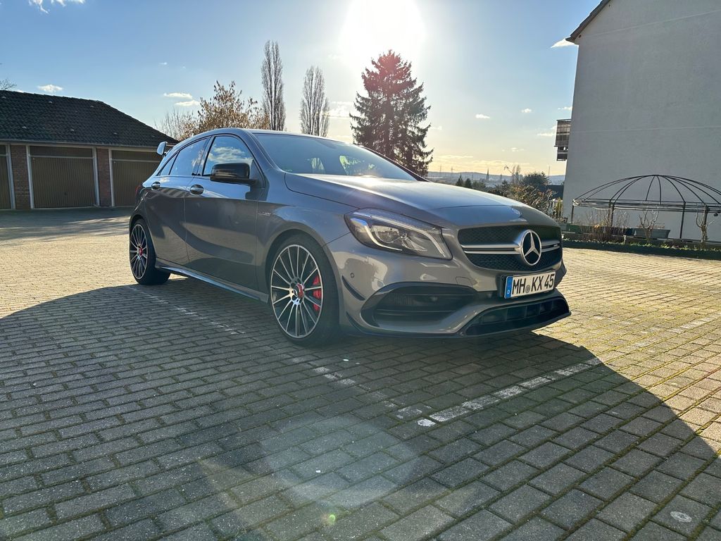 Mercedes-Benz A 45 AMG