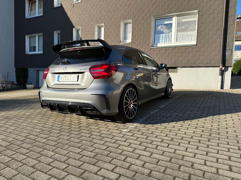 Mercedes-Benz A 45 AMG