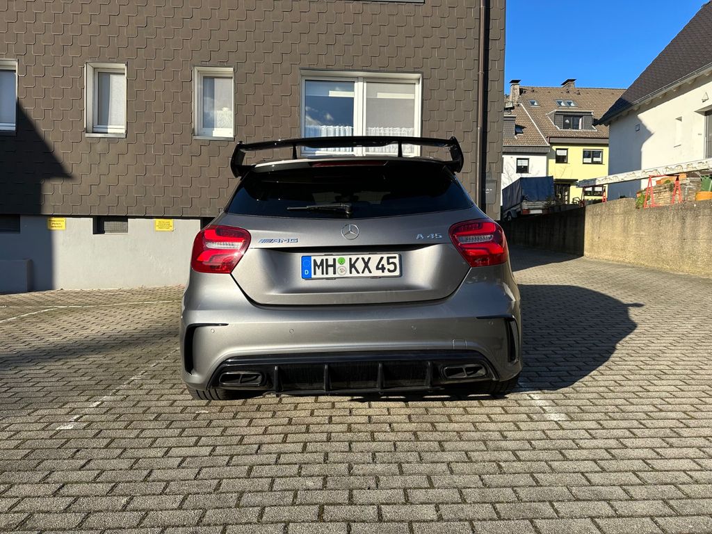 Mercedes-Benz A 45 AMG