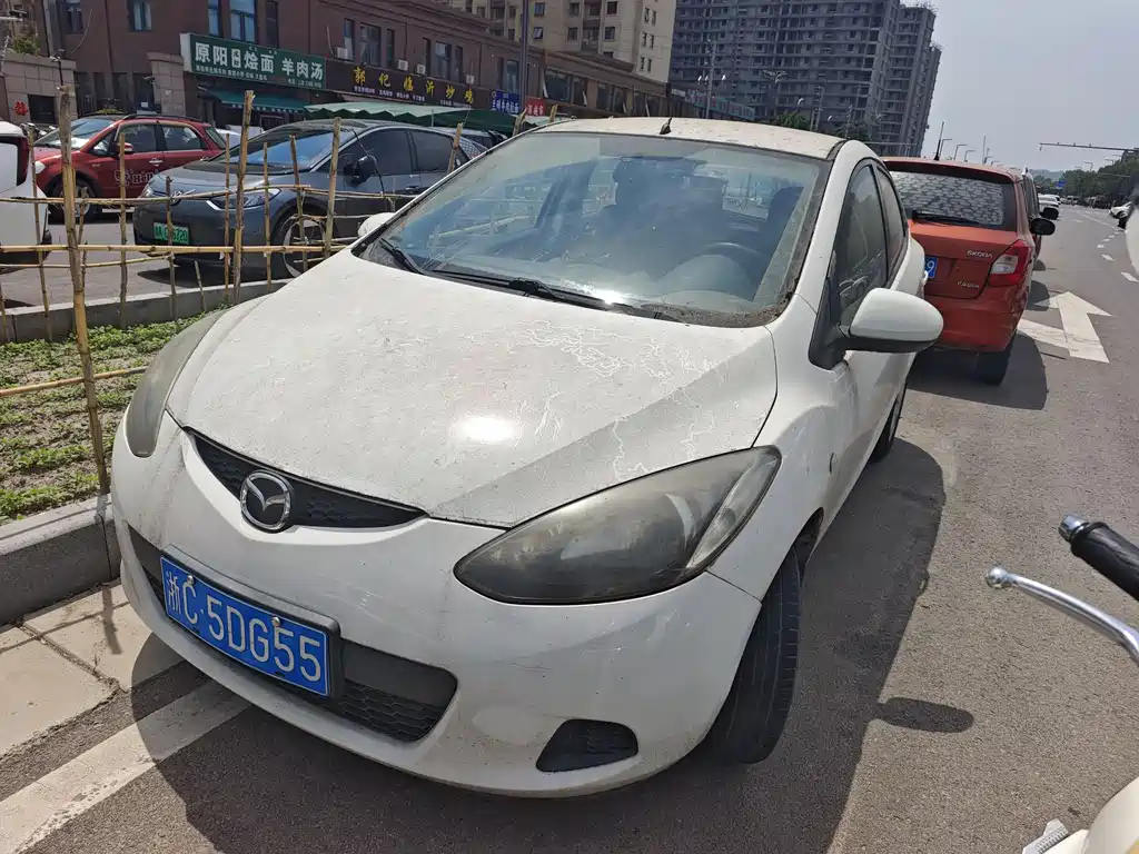 Mazda 2