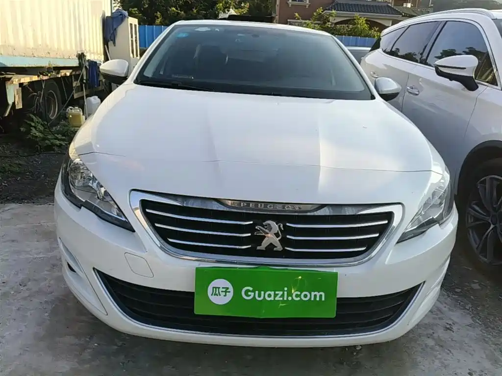 Peugeot 408