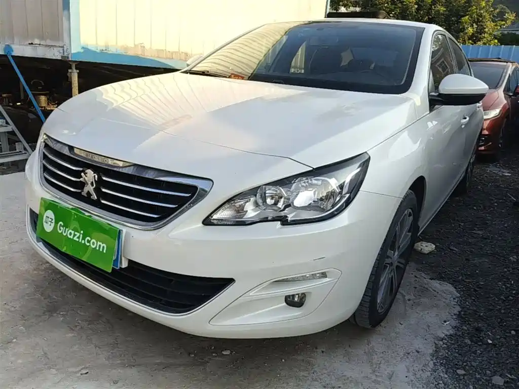 Peugeot 408