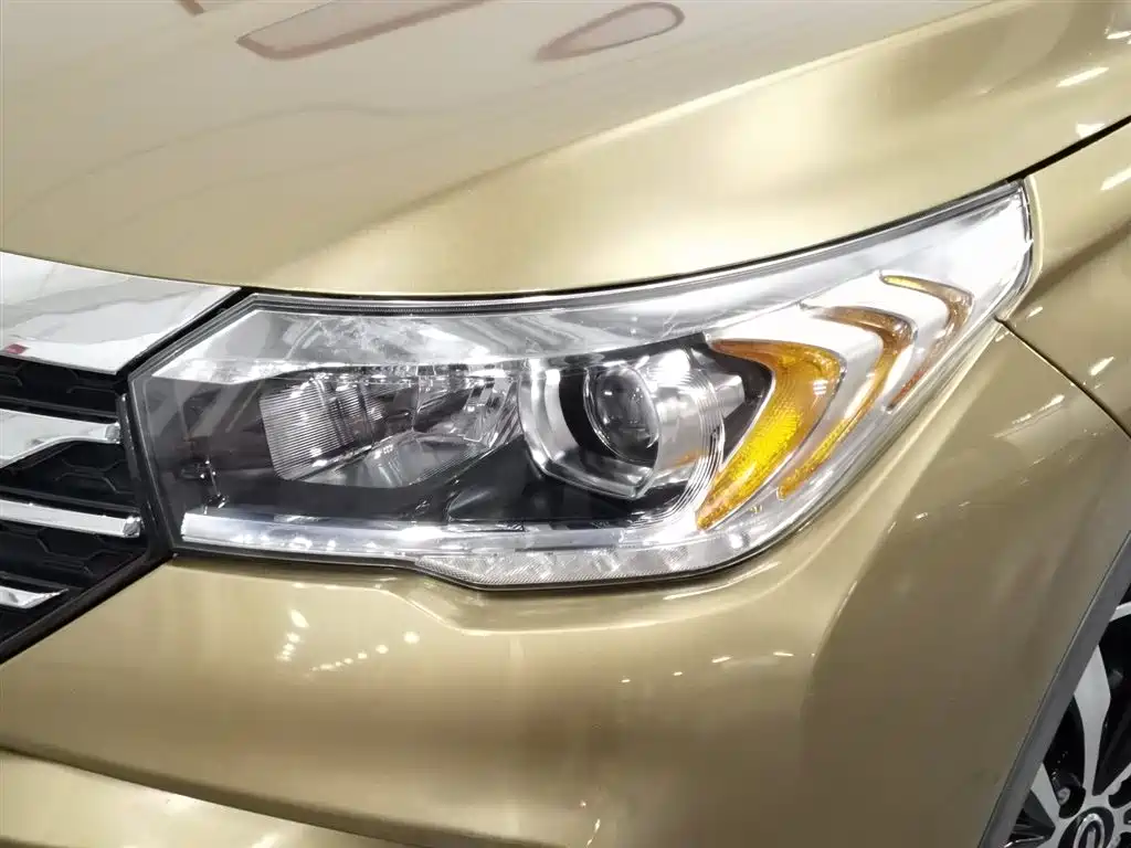 GAC Motor Trumpchi GS4