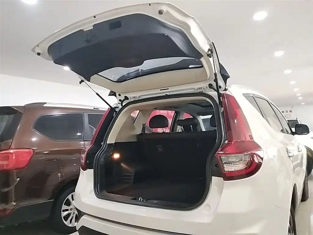 Geely Vision X6