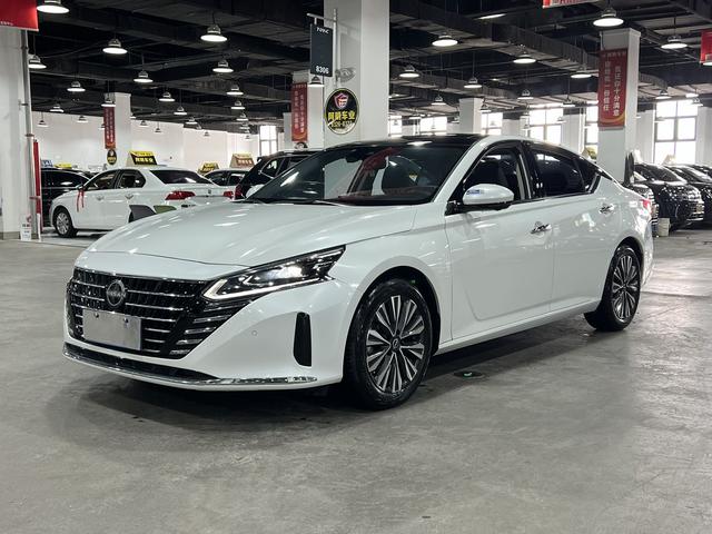 Nissan Teana