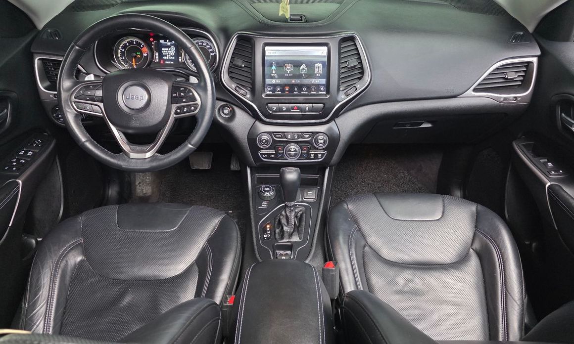 Jeep Cherokee