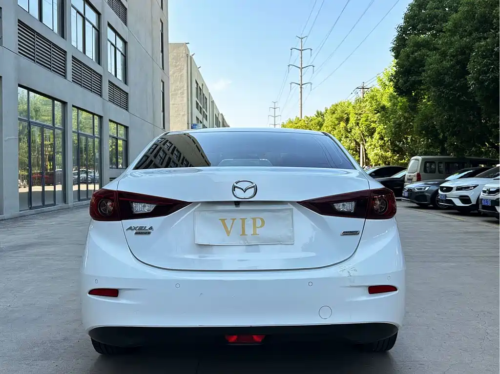 Mazda 3 Axela