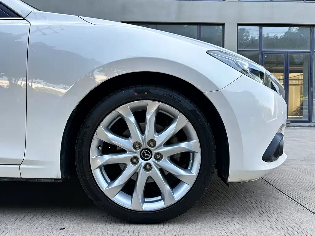 Mazda 3 Axela