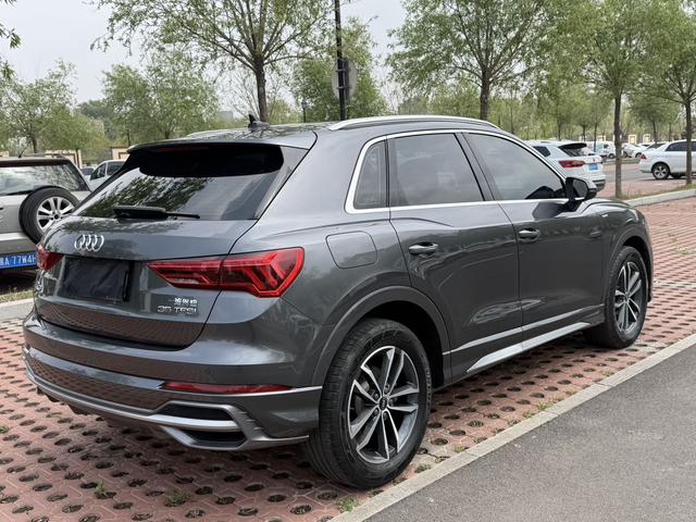 Audi Audi Q3