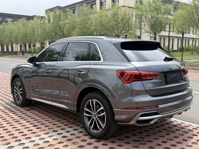 Audi Audi Q3