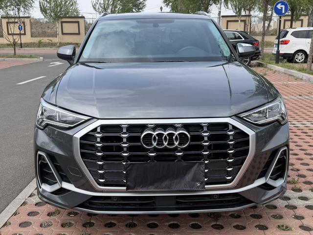 Audi Audi Q3