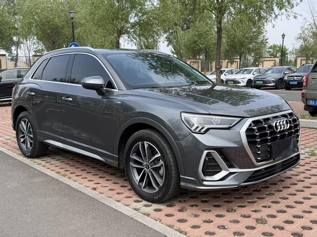 Audi Audi Q3