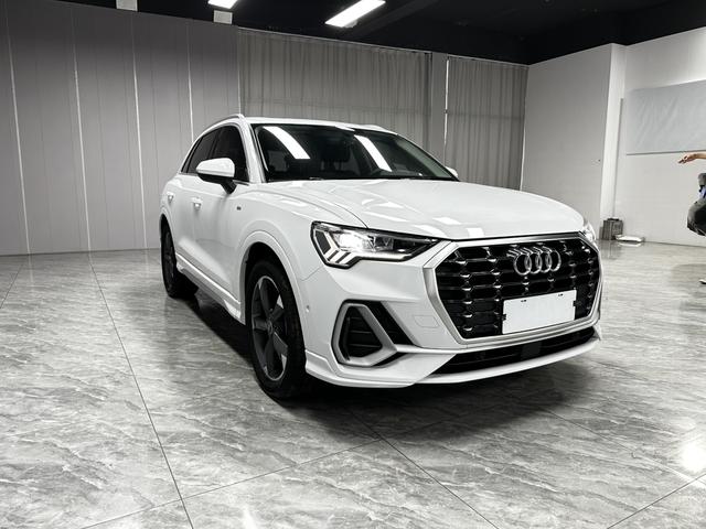 Audi Audi Q3