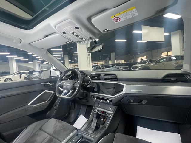 Audi Audi Q3