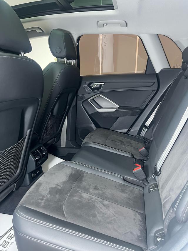 Audi Audi Q3