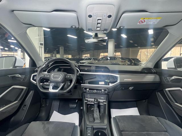 Audi Audi Q3