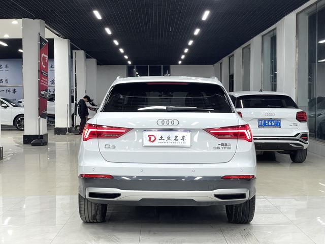 Audi Audi Q3