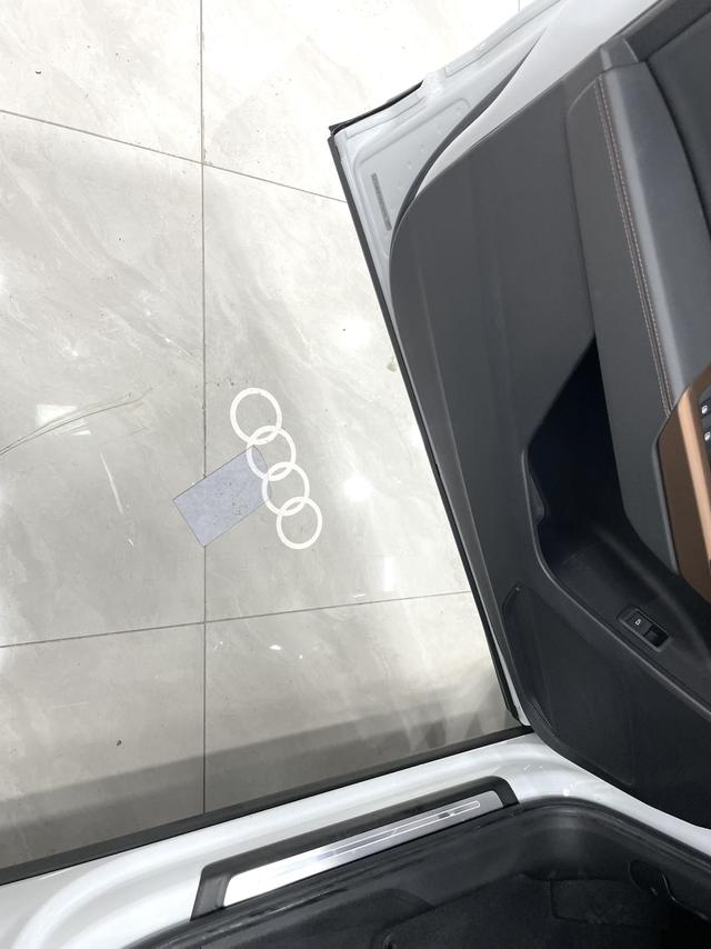 Audi Audi Q3