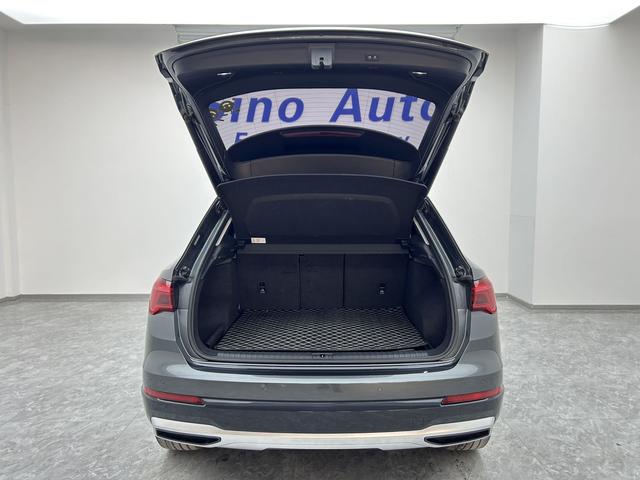 Audi Audi Q3